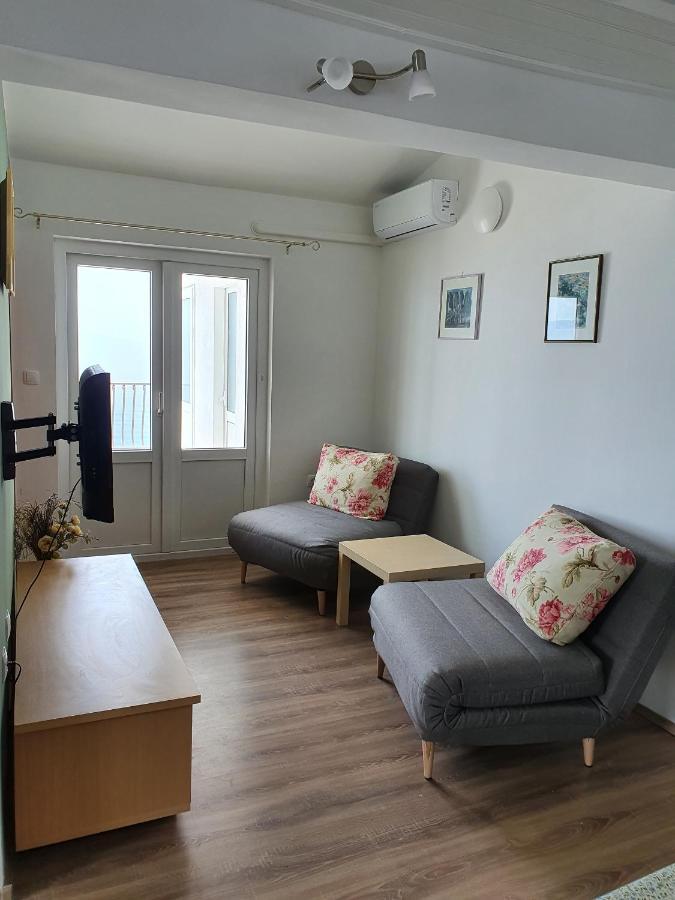 Apartments by the sea Tucepi, Makarska - 2699 Bagian luar foto
