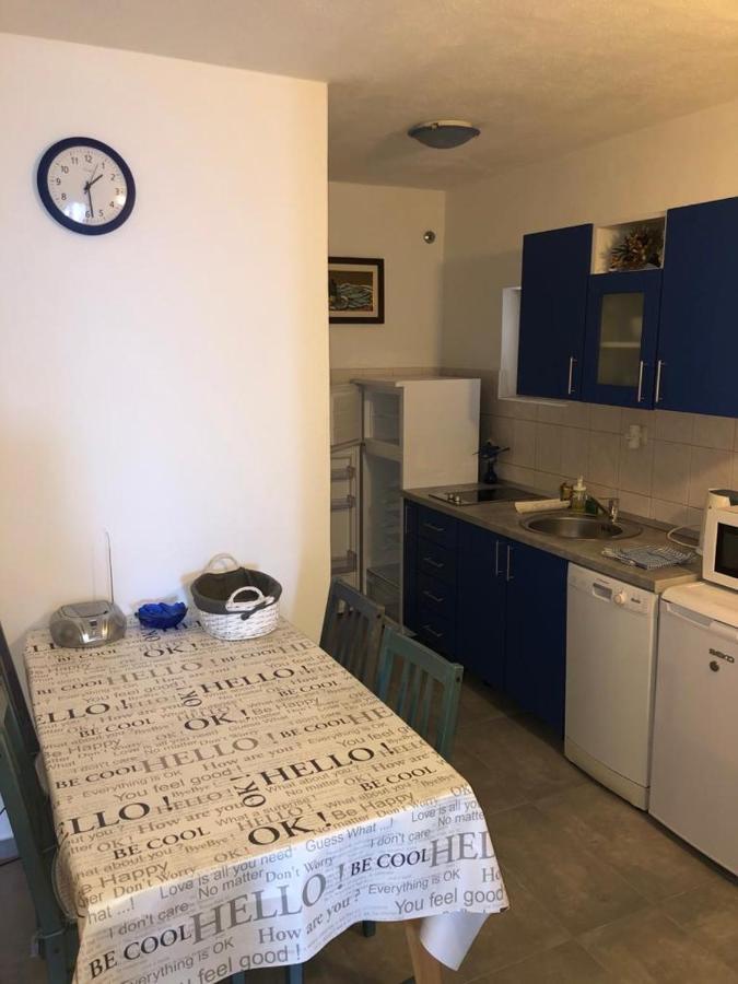 Apartments by the sea Tucepi, Makarska - 2699 Bagian luar foto